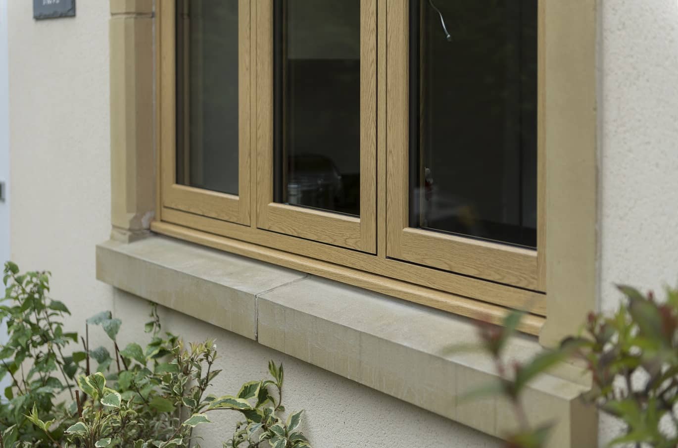 heritage flush sash close up deceuninck